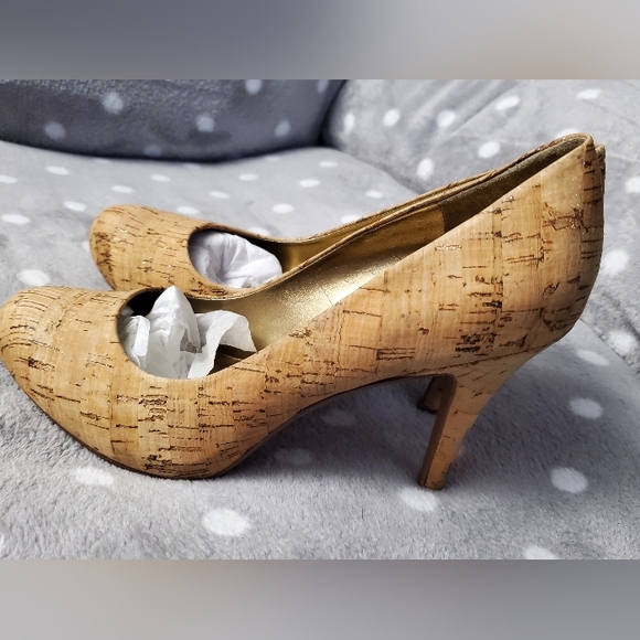 Brand new, never worn, Nine West heels - Picture 7 of 13